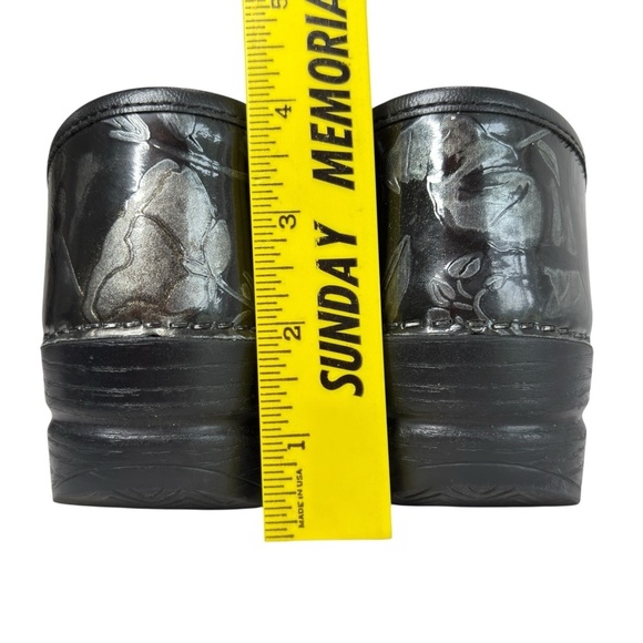 Dansko Clog Nursing Shoe Sz 38 US 7.5 / 8 Floral Black Patent Leather Slip-On - Picture 6 of 16